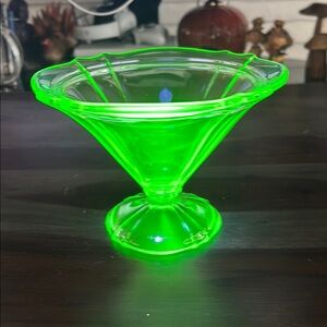 Vintage unmarked uranium glass compote, or Sunday dish 5”